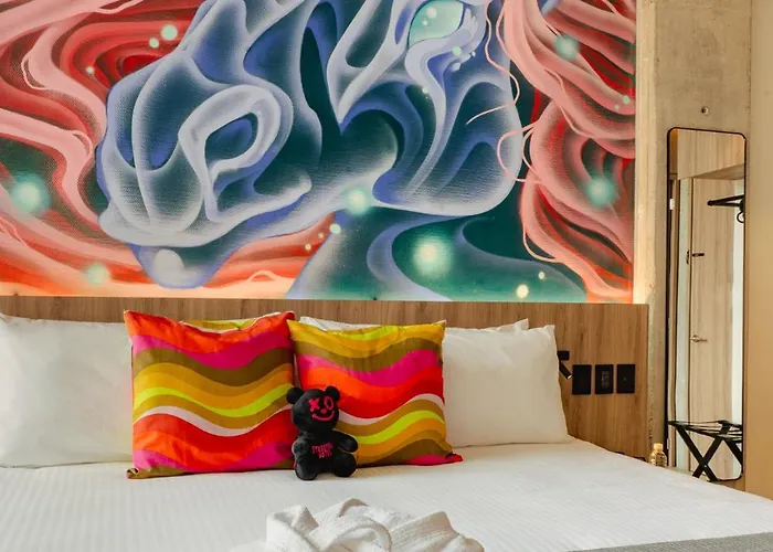 Hotel Street Art Roma